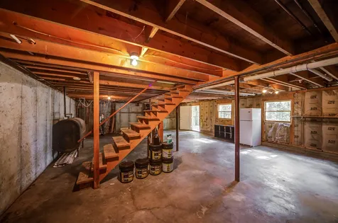 34 Baldwin Avenue New Hampton NH 03256