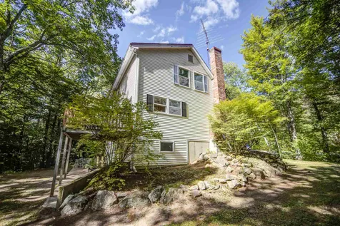 34 Baldwin Avenue New Hampton NH 03256