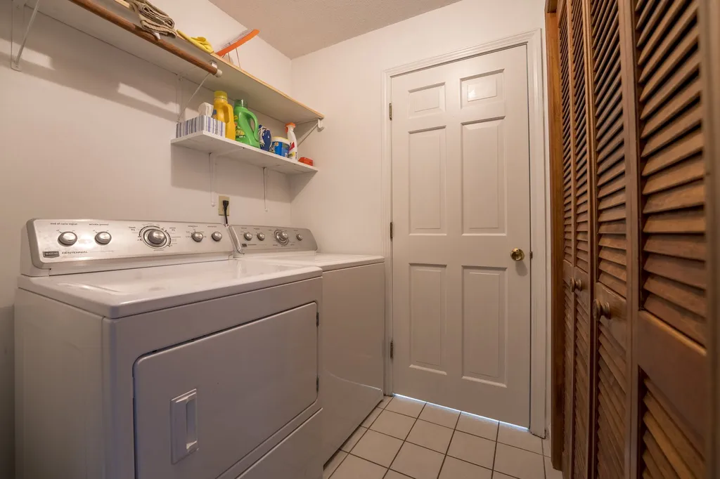 102 Pleasant Street Meredith NH 03253