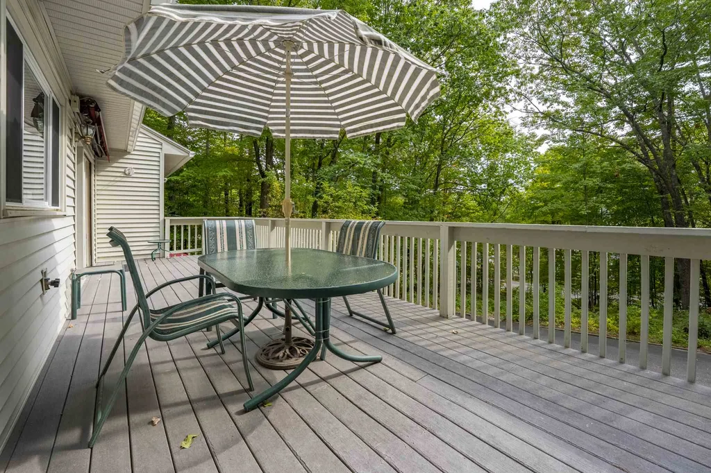 102 Pleasant Street Meredith NH 03253
