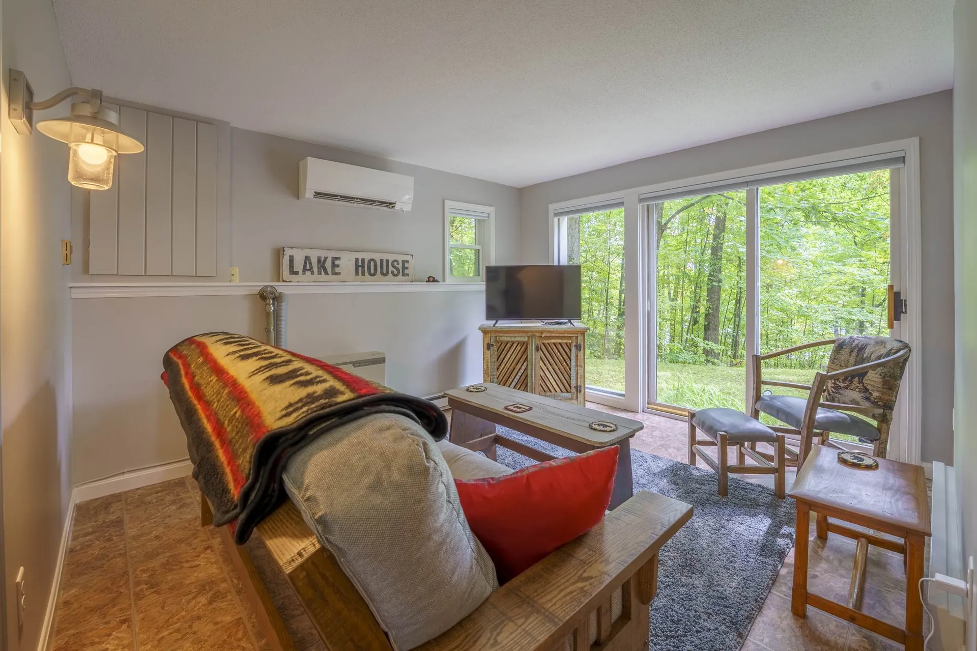102 Pleasant Street Meredith NH 03253