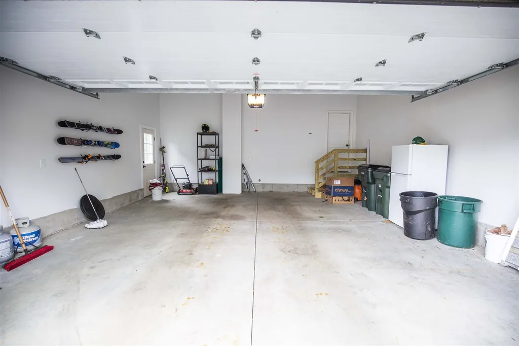 728 Maple Street Manchester NH 03104