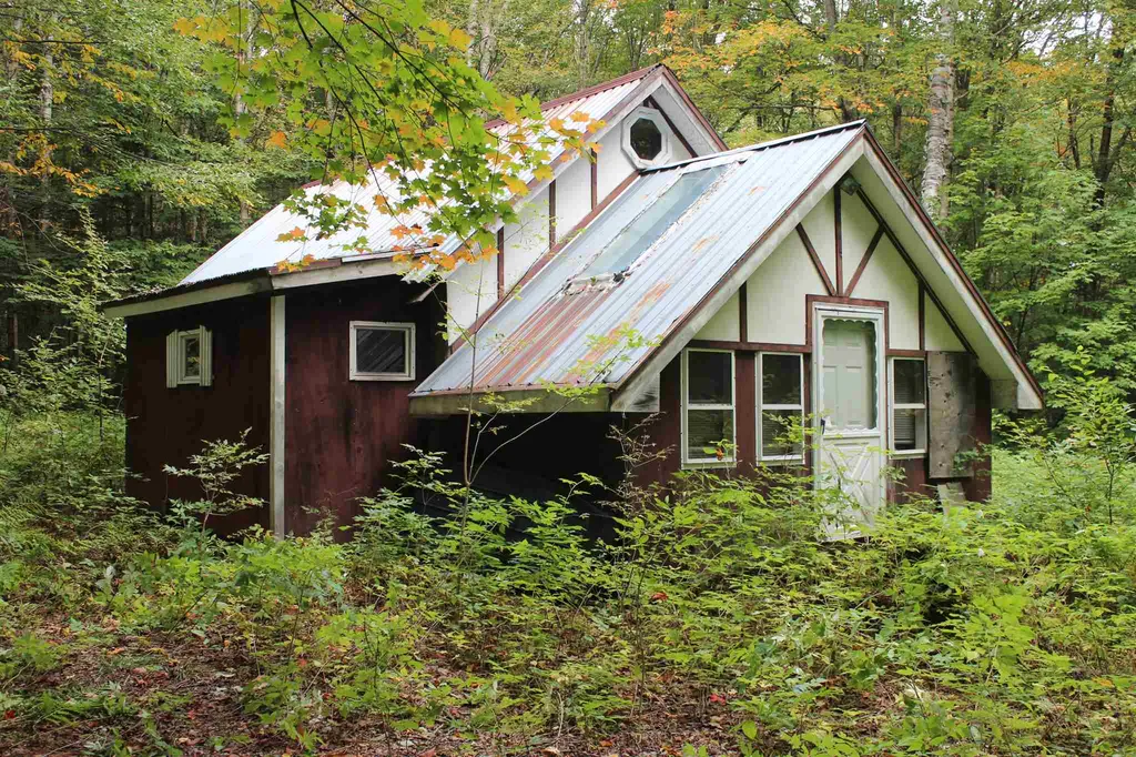 2098 Kinney Hill Road Newark VT 05871