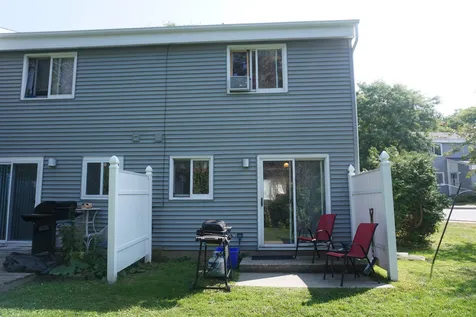 D-8 Grandview Drive South Burlington VT 05403