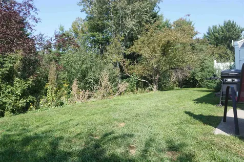 D-8 Grandview Drive South Burlington VT 05403