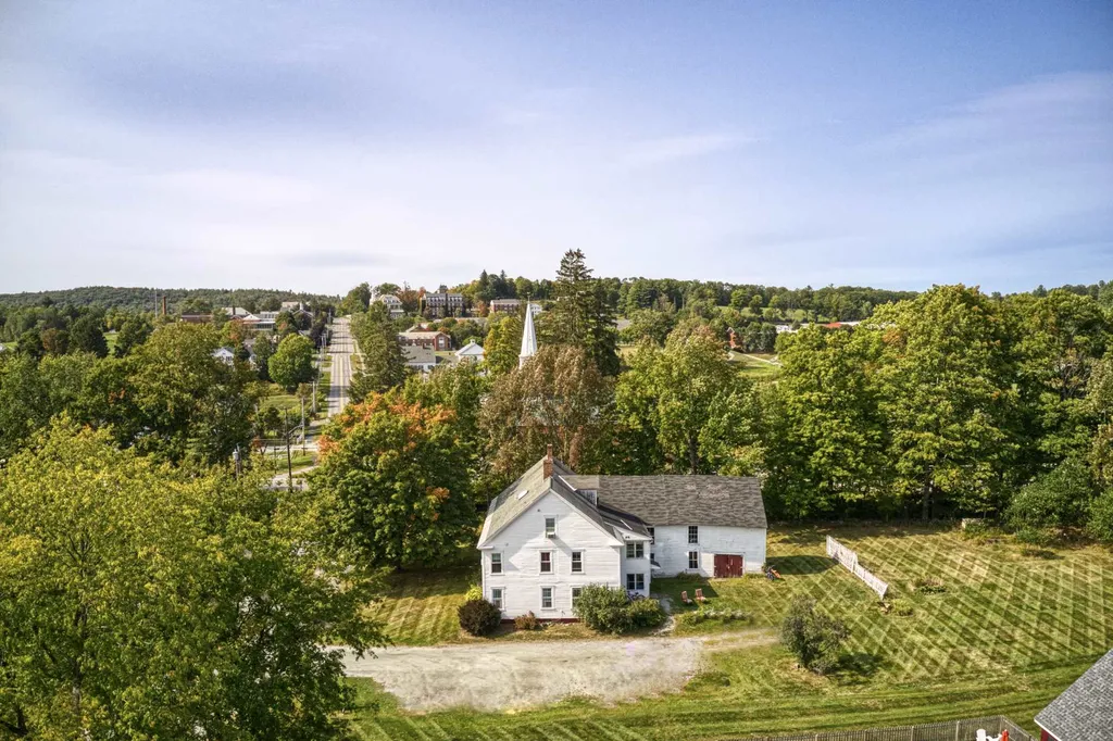 7 Bean Road Plainfield NH 03781