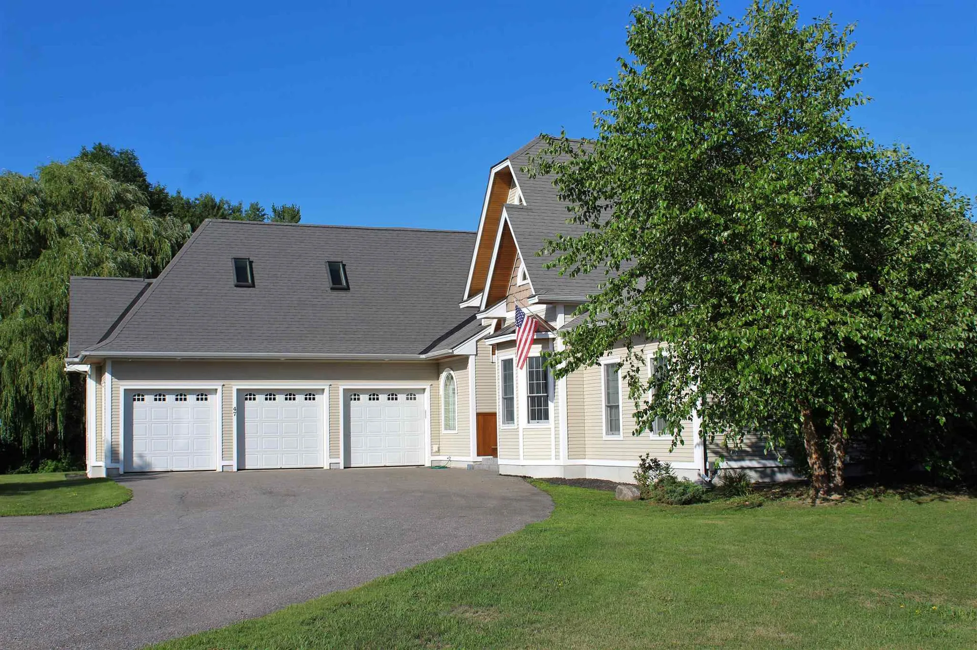 47 Four Winds Lane North Hero VT 05474