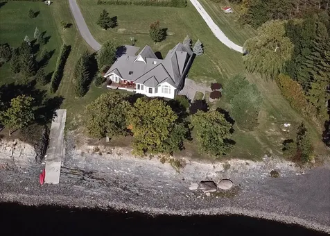 47 Four Winds Lane North Hero VT 05474