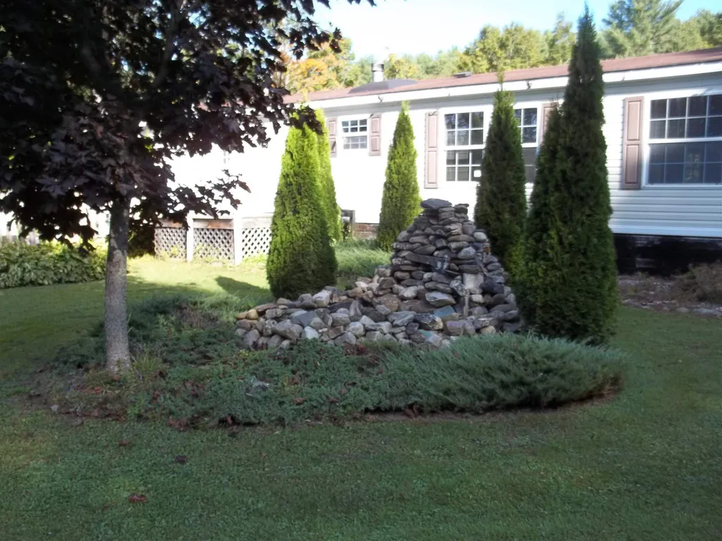 111 Hampshire Hollow Road Poultney VT 05764