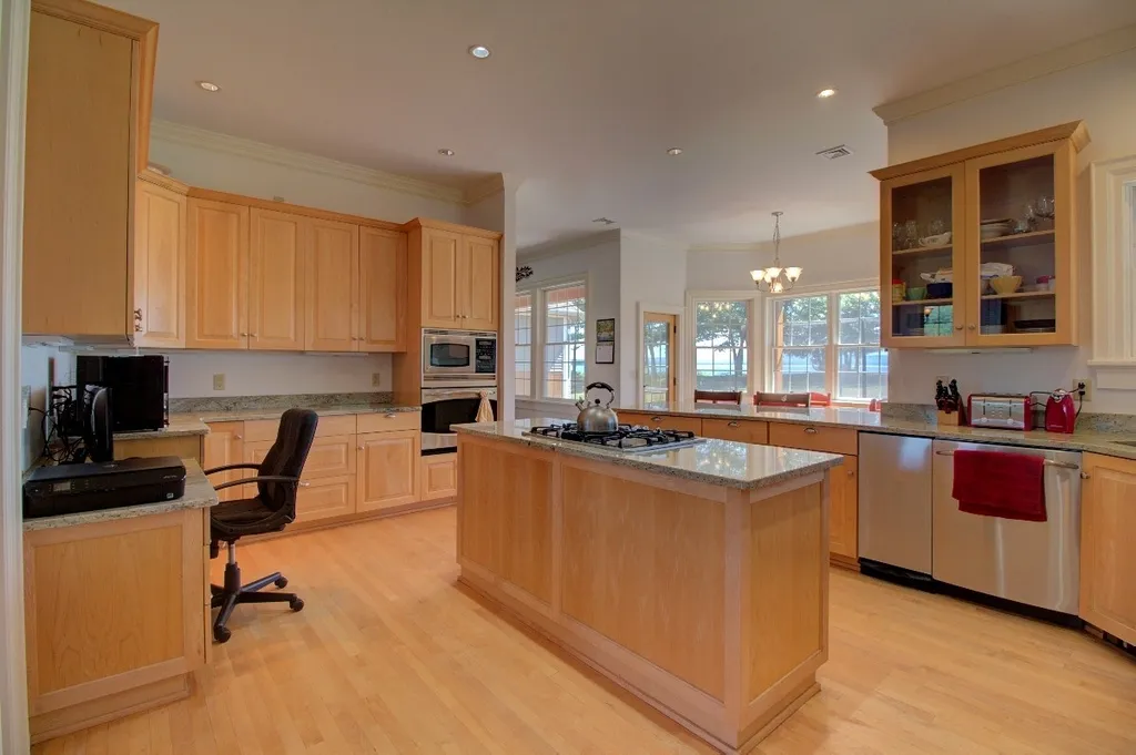 43 Four Winds Lane North Hero VT 05474