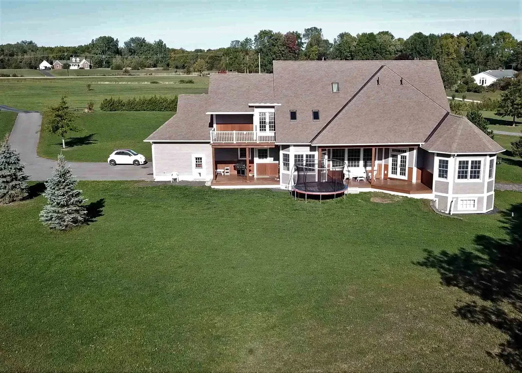 43 Four Winds Lane North Hero VT 05474