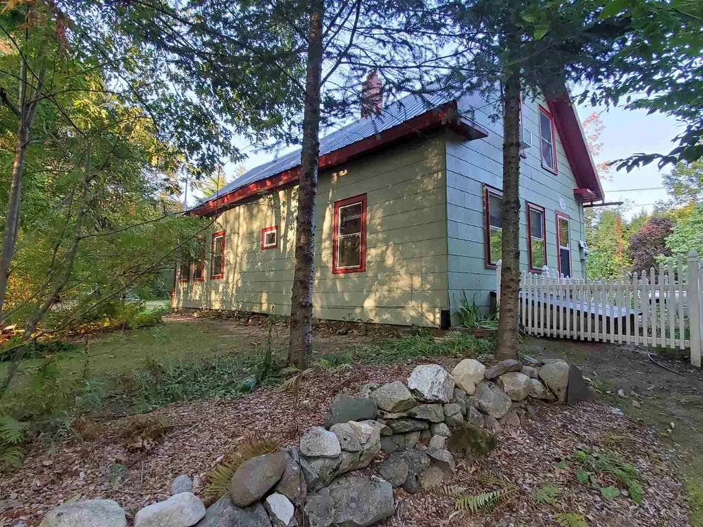 411 Lockehaven Road Enfield NH 03748