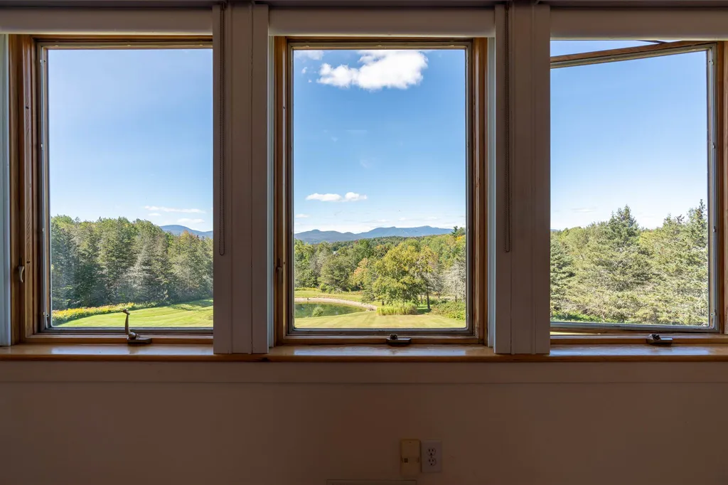 809 Pinnacle Road Stowe VT 05672