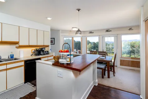 809 Pinnacle Road Stowe VT 05672