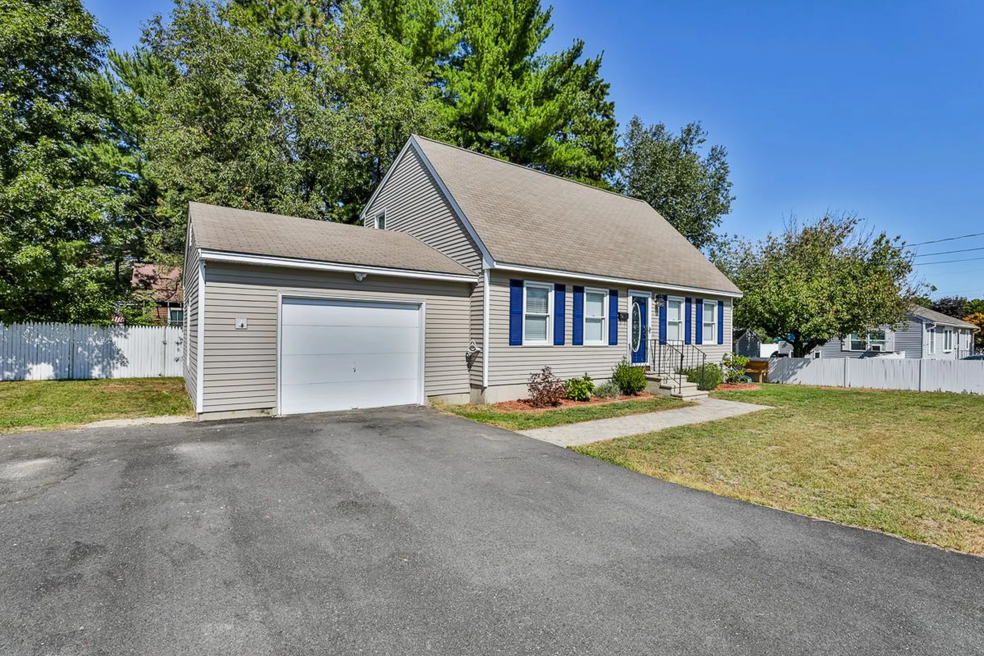 19 Thorndike Street Nashua NH 03060