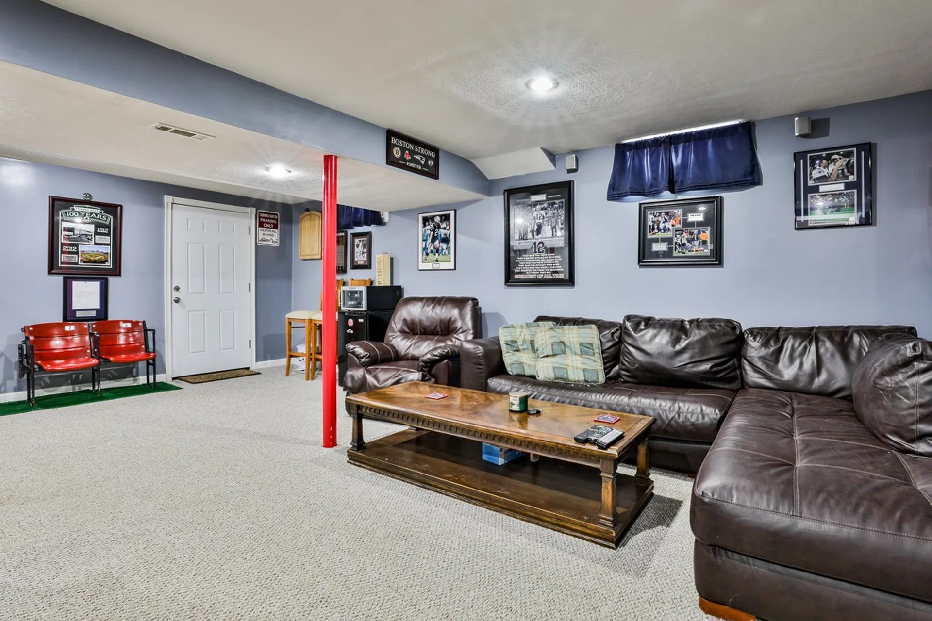19 Thorndike Street Nashua NH 03060