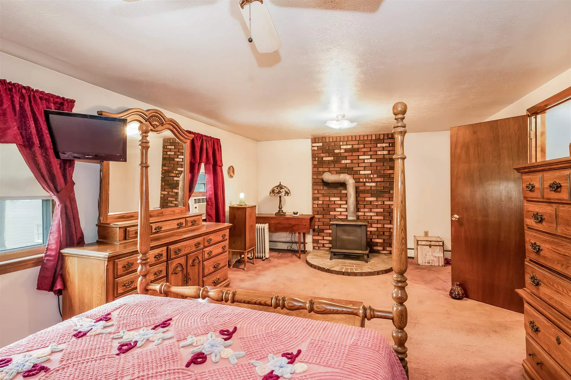 3 Marcoux Road Newton NH 03858-3509