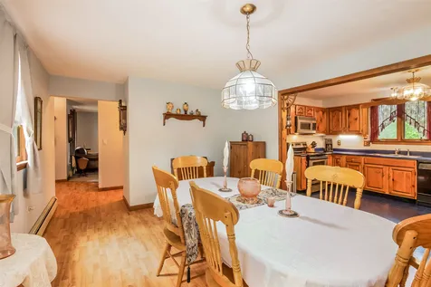 3 Marcoux Road Newton NH 03858-3509