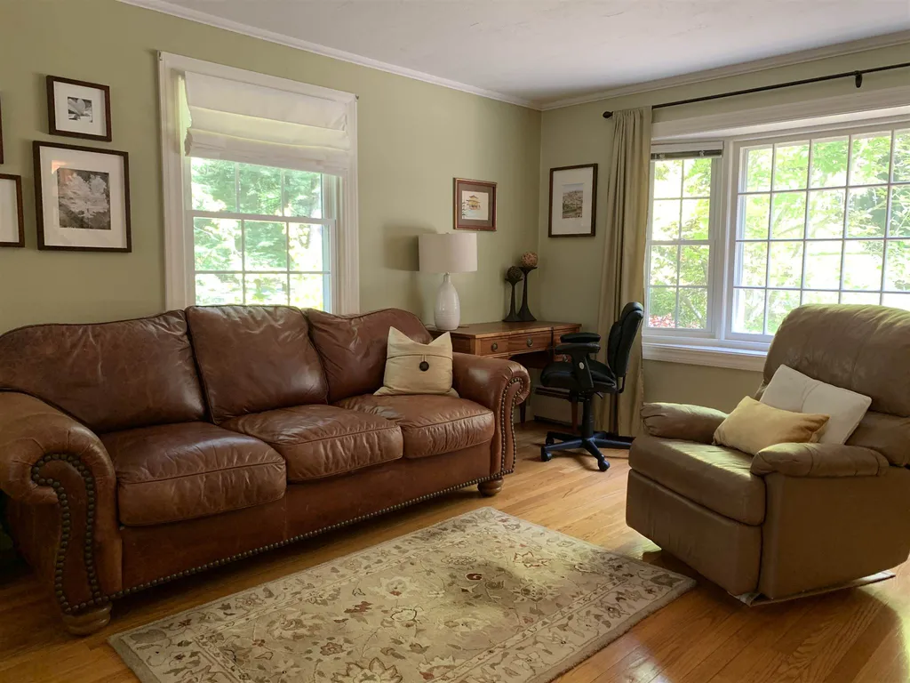 54 Ridgewood Drive Bow NH 03304
