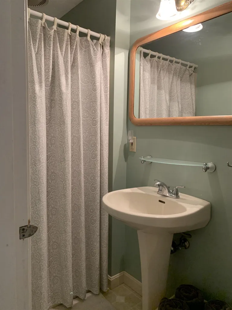 54 Ridgewood Drive Bow NH 03304