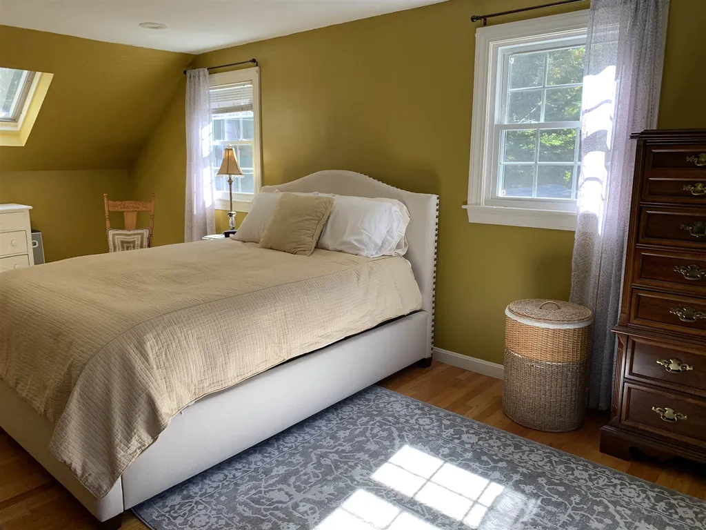 54 Ridgewood Drive Bow NH 03304
