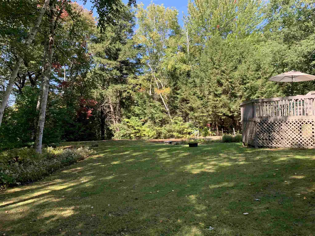 54 Ridgewood Drive Bow NH 03304