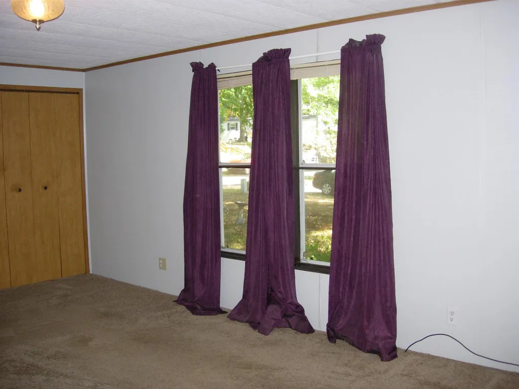 284 Emerald Drive Barrington NH 03825