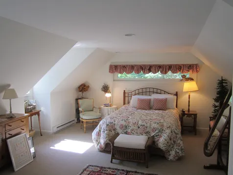 172 Fairway Lane New London NH 03257