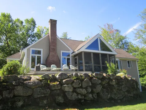 172 Fairway Lane New London NH 03257