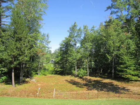 172 Fairway Lane New London NH 03257