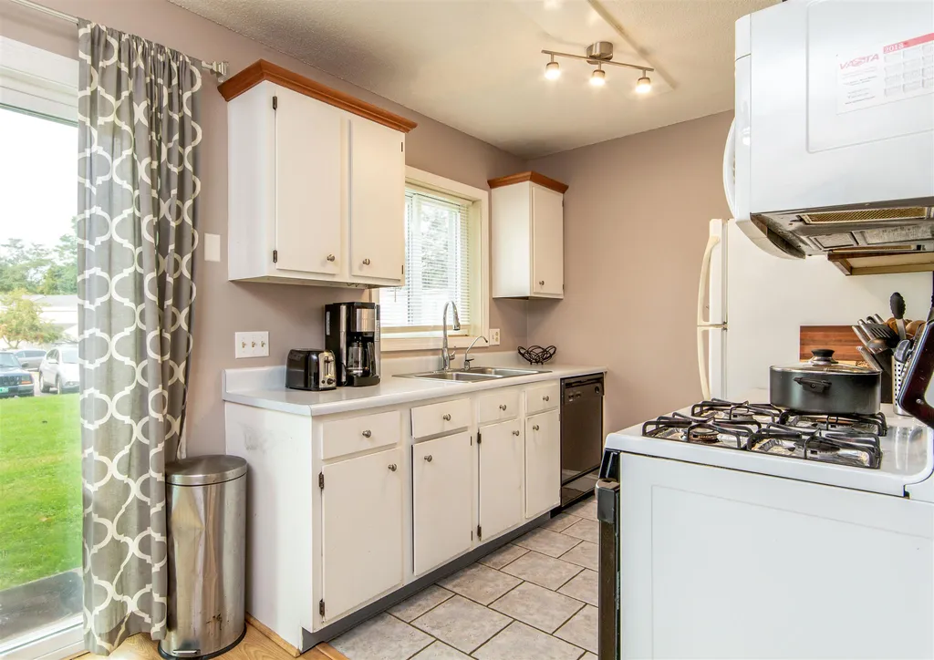 I10 Grandview Drive South Burlington VT 05403