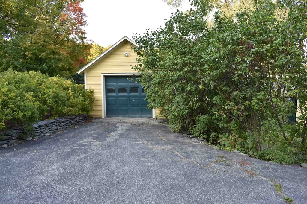 210 Cider Mill Road Cornwall VT 05753