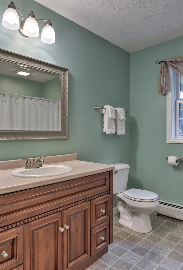 74 Arrowcrest Drive Swanzey NH 03446