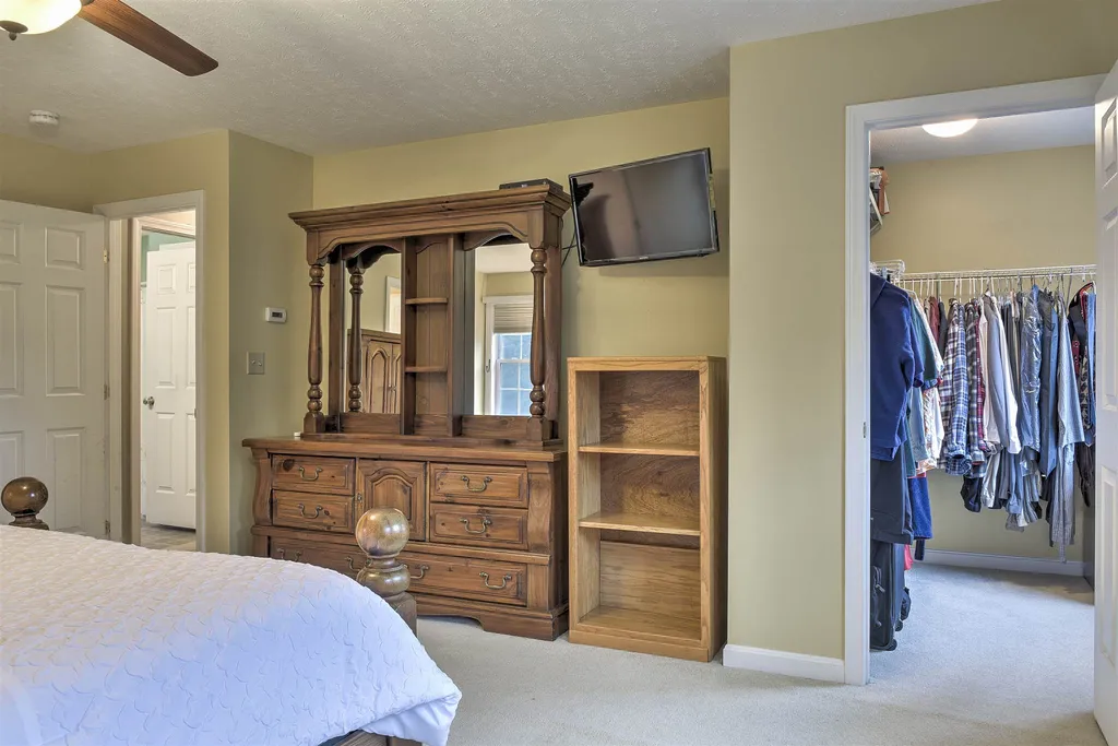 74 Arrowcrest Drive Swanzey NH 03446