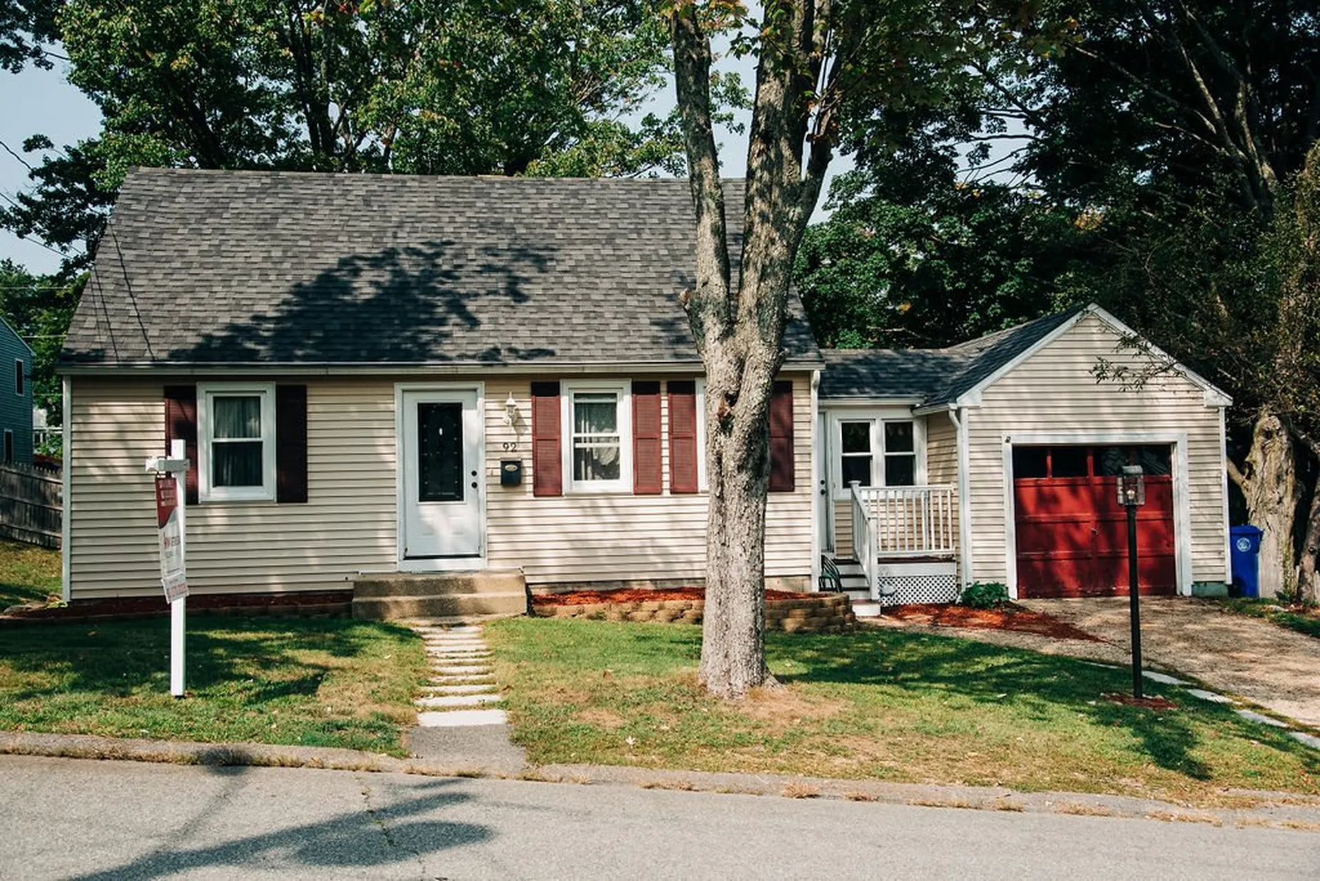 92 Lockwood Avenue Manchester NH 03102