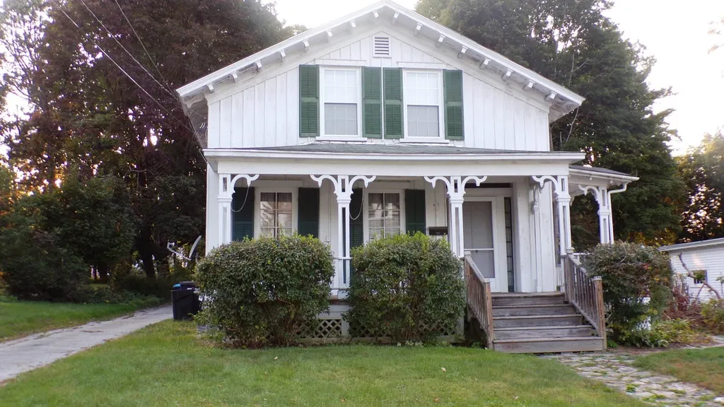 215 Washington Avenue Bennington VT 05201