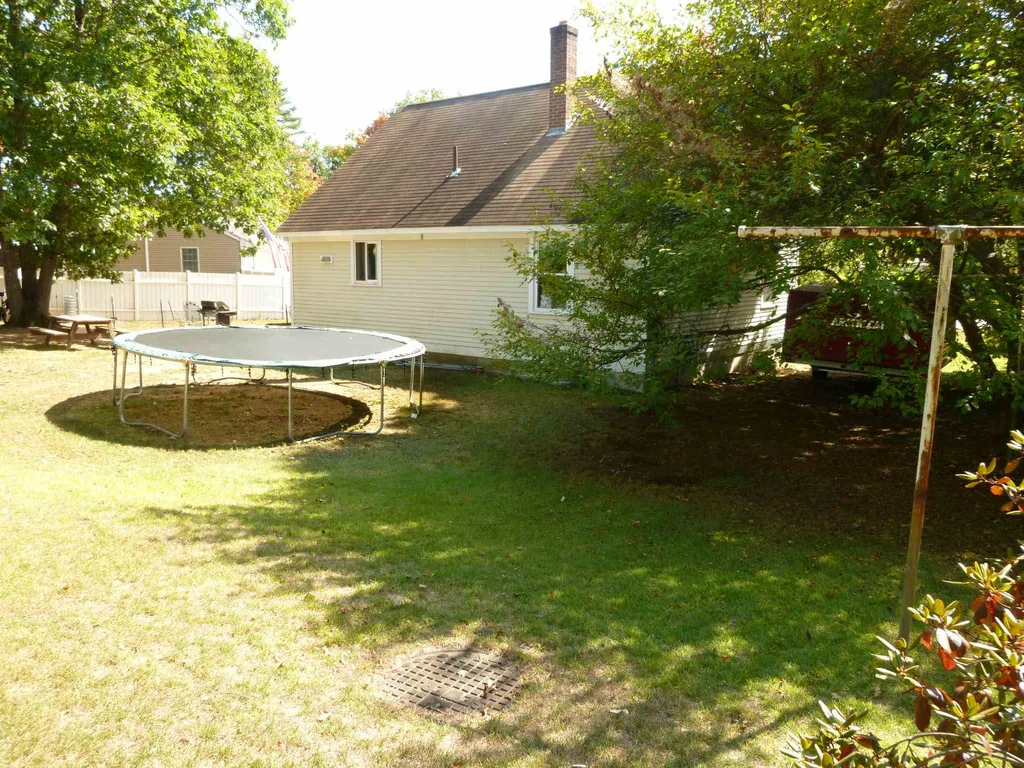 5 Pinecrest Circle Franklin NH 03235