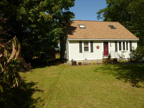 5 Pinecrest Circle Franklin NH 03235