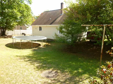 5 Pinecrest Circle Franklin NH 03235