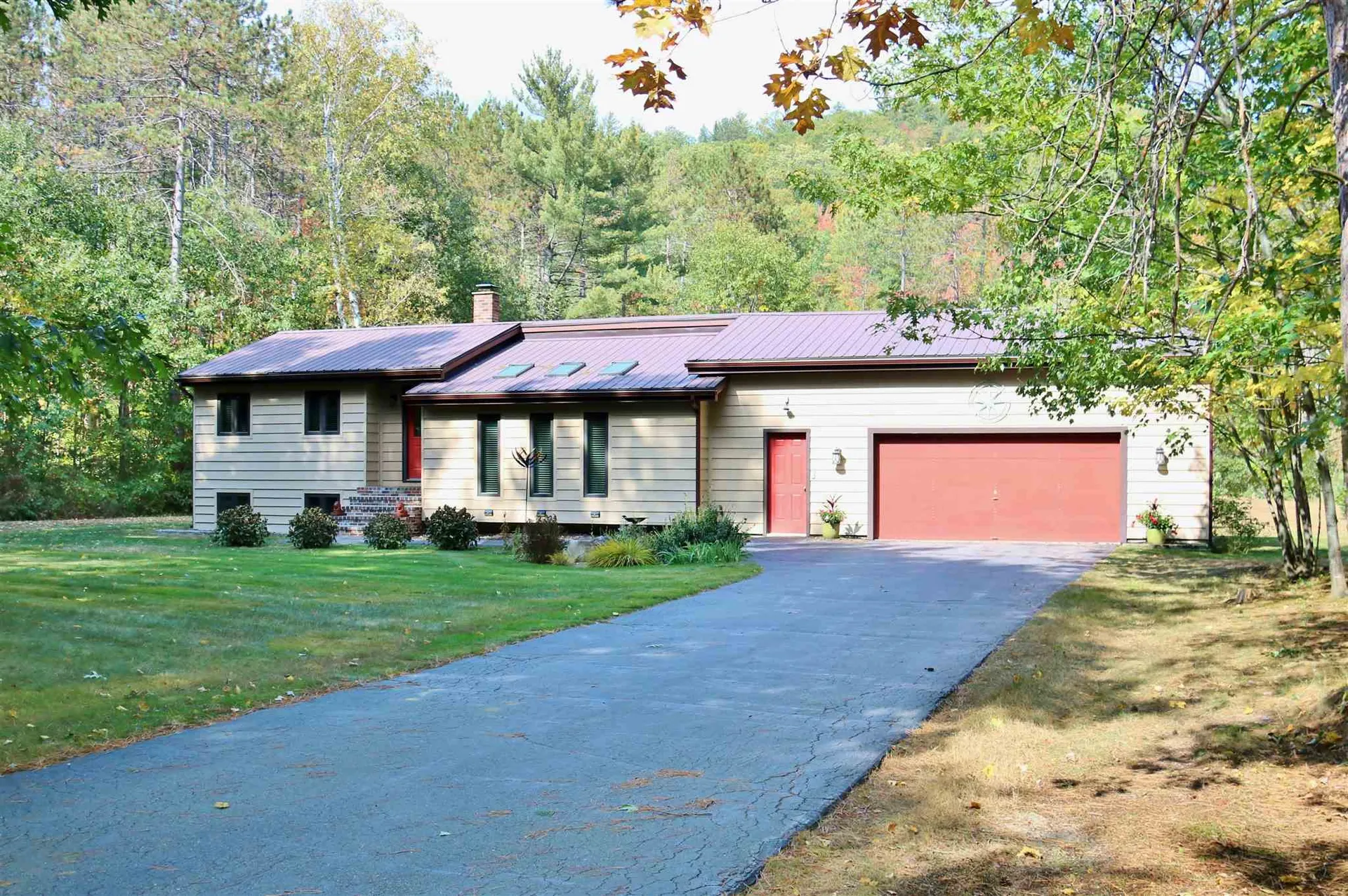 983 North Road Shelburne NH 03581