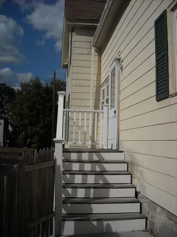 33 Lincoln Avenue Nashua NH 03060
