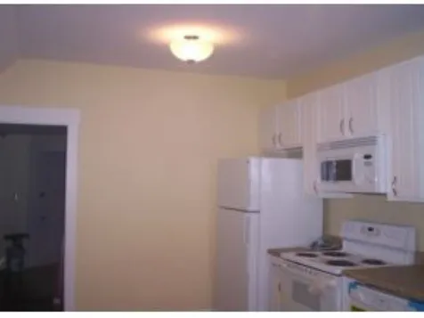 33 Lincoln Avenue Nashua NH 03060