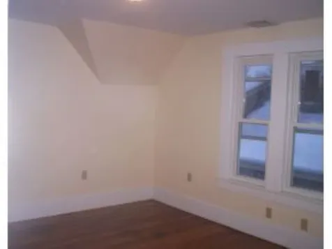 33 Lincoln Avenue Nashua NH 03060