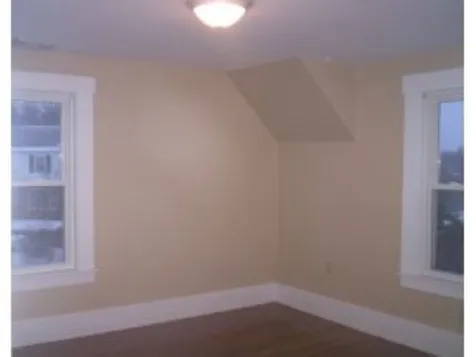 33 Lincoln Avenue Nashua NH 03060