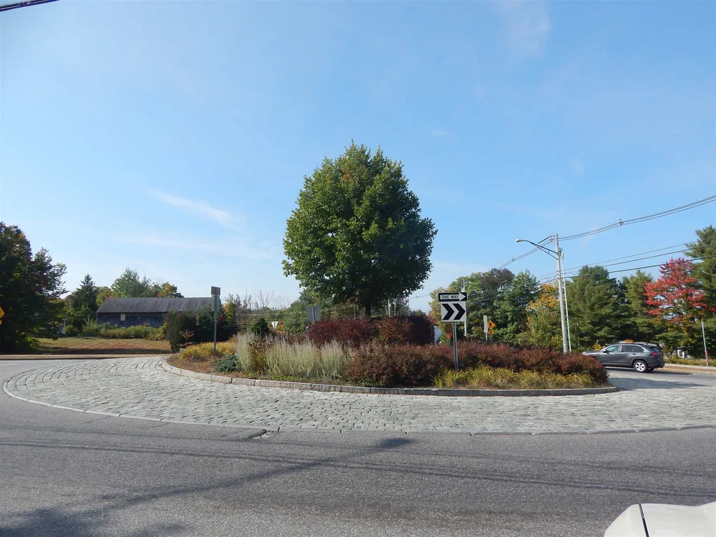 40 Upper Ladd Hill Road Meredith NH 03253