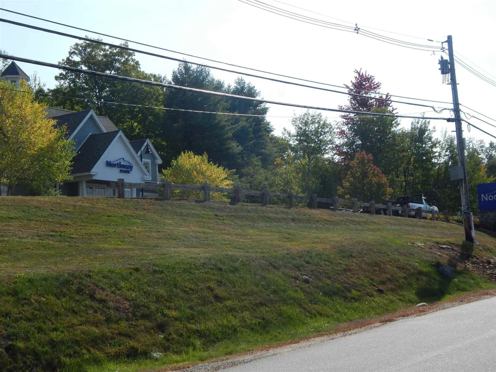 40 Upper Ladd Hill Road Meredith NH 03253