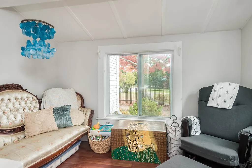 12 Exeter Road North Hampton NH 03862