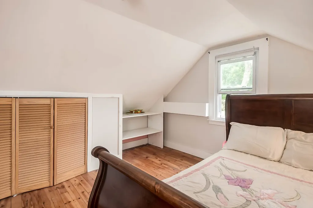 12 Exeter Road North Hampton NH 03862