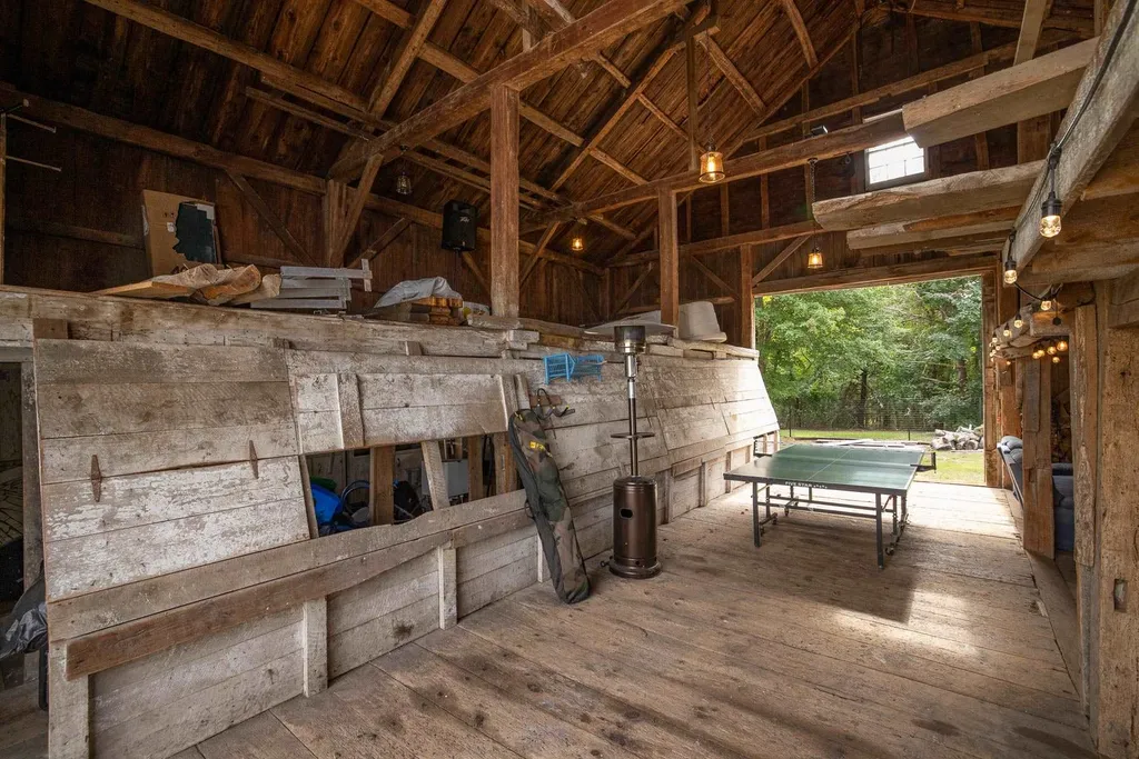 12 Exeter Road North Hampton NH 03862