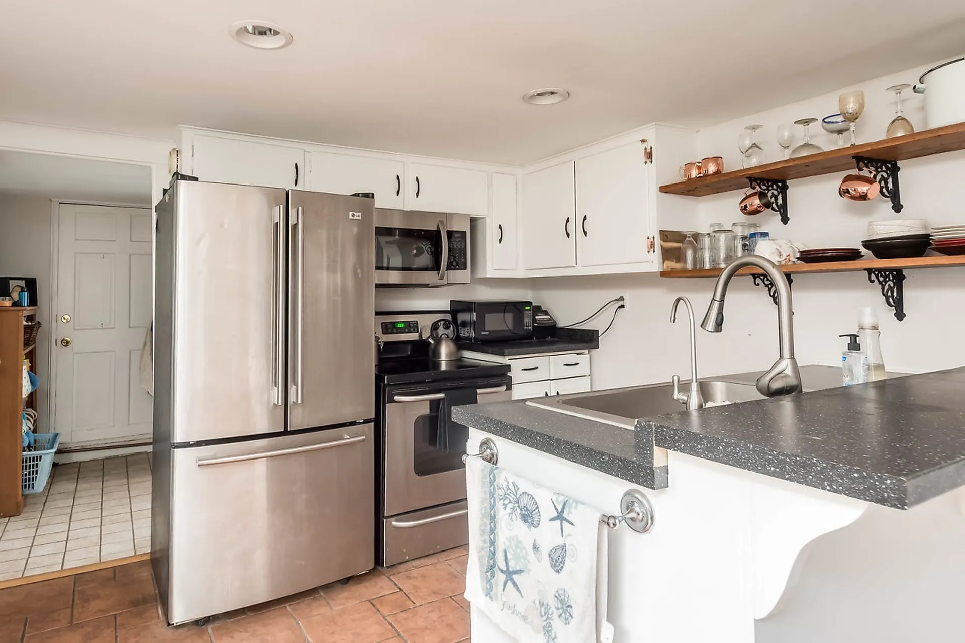 12 Exeter Road North Hampton NH 03862
